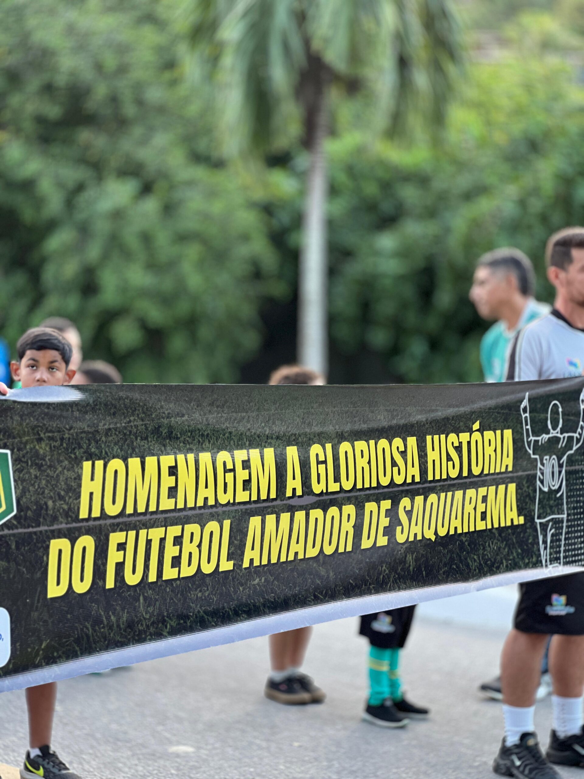 No momento você está vendo Celebração em Movimento: Atletas do Futuro nos Desfiles do Dia do Trabalhador e Aniversário de Saquarema