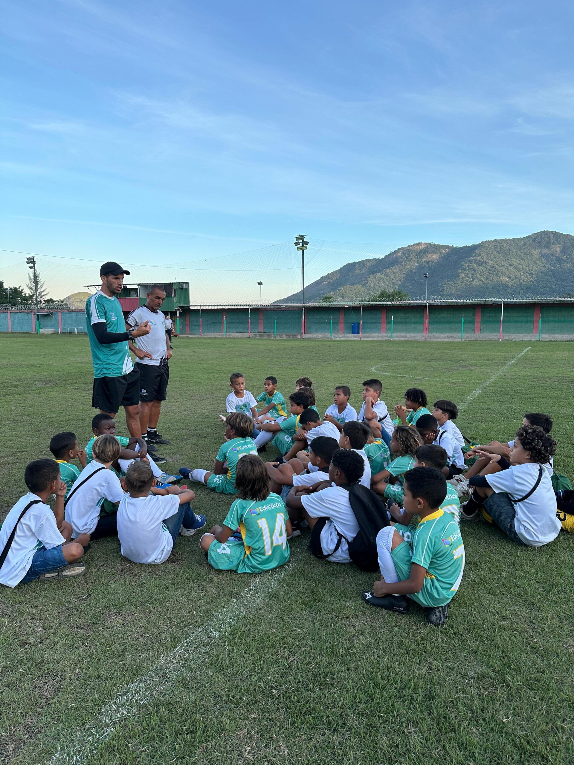 No momento você está vendo Classificados! Sub-09 e Sub-10 do Atletas do Futuro Avançam na Taça Guanabara